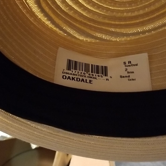 DOBBS STRAW HAT - Picture 7 of 7